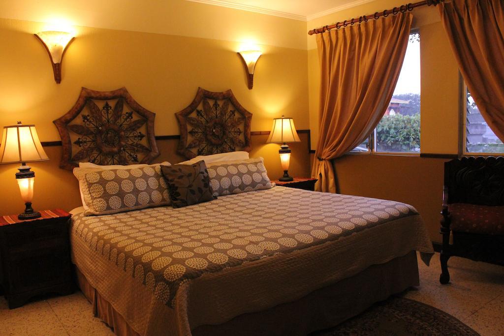 Hostal Villa Toscana Guatemala City Cameră foto